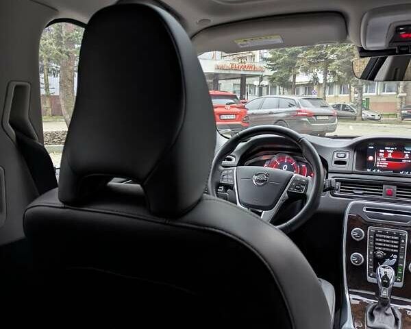 Черный Вольво С80, объемом двигателя 2 л и пробегом 136 тыс. км за 17300 $, фото 49 на Automoto.ua