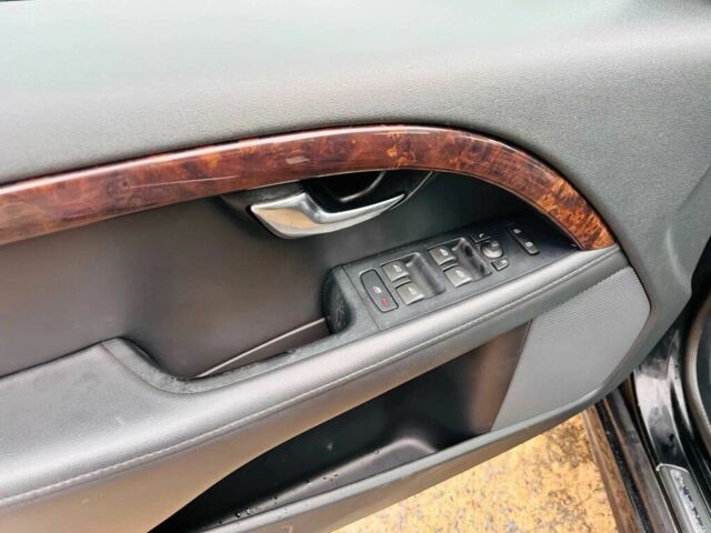 Черный Вольво С80, объемом двигателя 2 л и пробегом 76 тыс. км за 2200 $, фото 7 на Automoto.ua