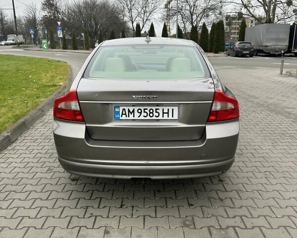 Коричневый Вольво С80, объемом двигателя 2.5 л и пробегом 300 тыс. км за 6700 $, фото 4 на Automoto.ua