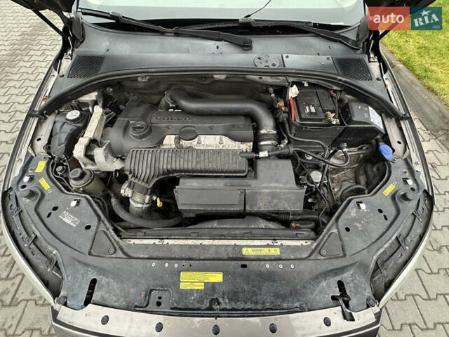 Коричневый Вольво С80, объемом двигателя 2.5 л и пробегом 300 тыс. км за 6700 $, фото 14 на Automoto.ua