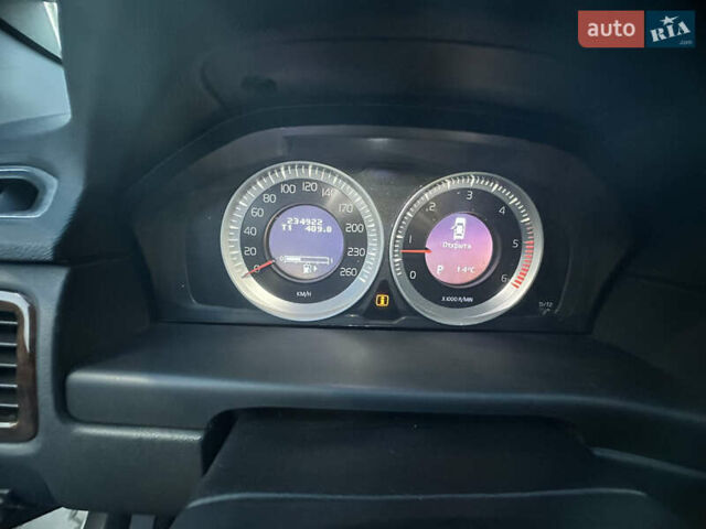 Коричневый Вольво С80, объемом двигателя 1.98 л и пробегом 344 тыс. км за 9800 $, фото 11 на Automoto.ua