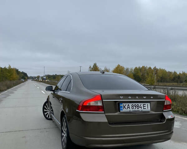 Вольво S80 2012 у Житомирі на Automoto.ua Коричневий Вольво S80, об'ємом двигуна 1.56 л та пробігом 296 тис. км за 9500 $, фото 1 на Automoto.ua