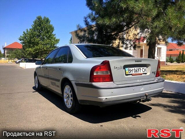 Вольво С80, объемом двигателя 2 л и пробегом 335 тыс. км за 3500 $, фото 3 на Automoto.ua