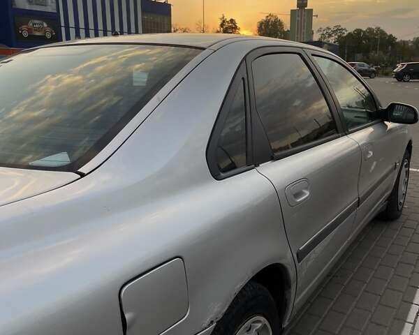 Вольво С80, объемом двигателя 2 л и пробегом 261 тыс. км за 3800 $, фото 3 на Automoto.ua