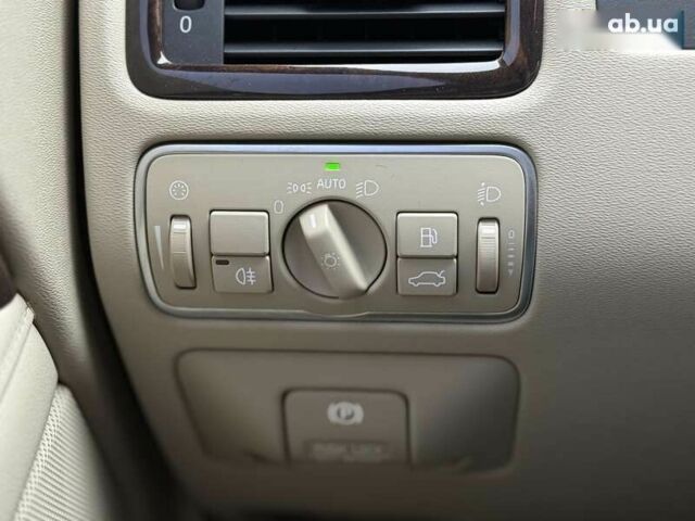 Вольво С80, объемом двигателя 2 л и пробегом 255 тыс. км за 10500 $, фото 24 на Automoto.ua