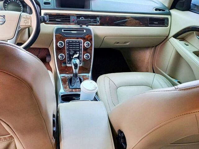 Вольво С80, объемом двигателя 2 л и пробегом 221 тыс. км за 10000 $, фото 2 на Automoto.ua