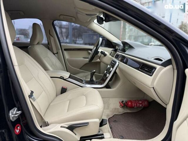 Вольво С80, объемом двигателя 2 л и пробегом 255 тыс. км за 10500 $, фото 10 на Automoto.ua