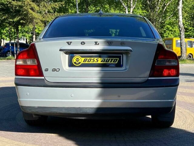 Серый Вольво С80, объемом двигателя 2.8 л и пробегом 303 тыс. км за 4300 $, фото 5 на Automoto.ua