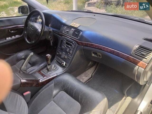 Серый Вольво С80, объемом двигателя 2 л и пробегом 334 тыс. км за 4100 $, фото 5 на Automoto.ua