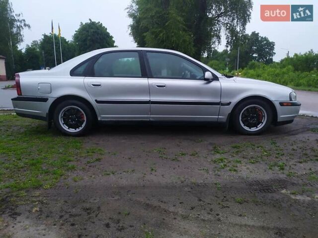 Серый Вольво С80, объемом двигателя 2.46 л и пробегом 440 тыс. км за 4550 $, фото 8 на Automoto.ua