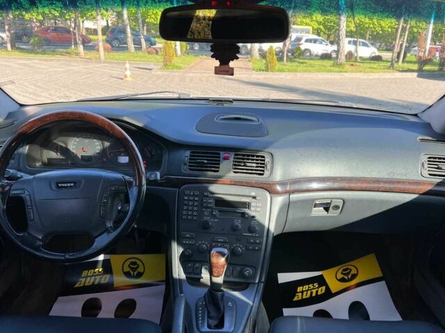 Серый Вольво С80, объемом двигателя 2.8 л и пробегом 303 тыс. км за 4300 $, фото 10 на Automoto.ua