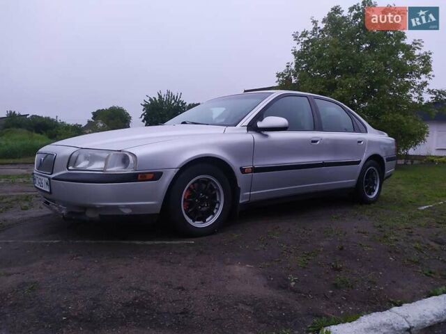 Серый Вольво С80, объемом двигателя 2.46 л и пробегом 440 тыс. км за 4550 $, фото 2 на Automoto.ua