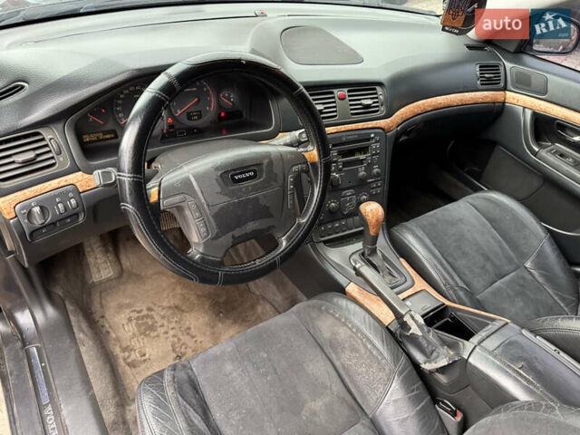 Серый Вольво С80, объемом двигателя 2.4 л и пробегом 290 тыс. км за 4200 $, фото 15 на Automoto.ua