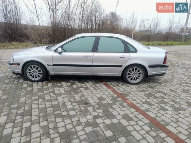 Серый Вольво С80, объемом двигателя 2 л и пробегом 406 тыс. км за 3850 $, фото 2 на Automoto.ua