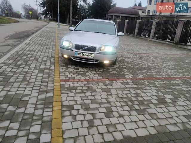 Серый Вольво С80, объемом двигателя 2 л и пробегом 406 тыс. км за 3850 $, фото 11 на Automoto.ua