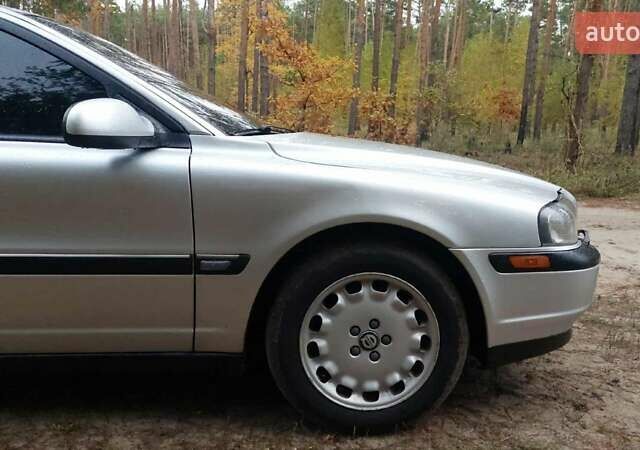 Серый Вольво С80, объемом двигателя 2.8 л и пробегом 229 тыс. км за 4900 $, фото 10 на Automoto.ua