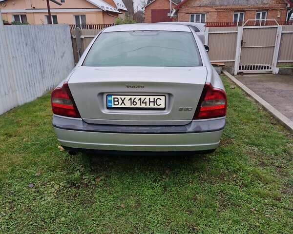 Серый Вольво С80, объемом двигателя 2 л и пробегом 397 тыс. км за 4200 $, фото 8 на Automoto.ua