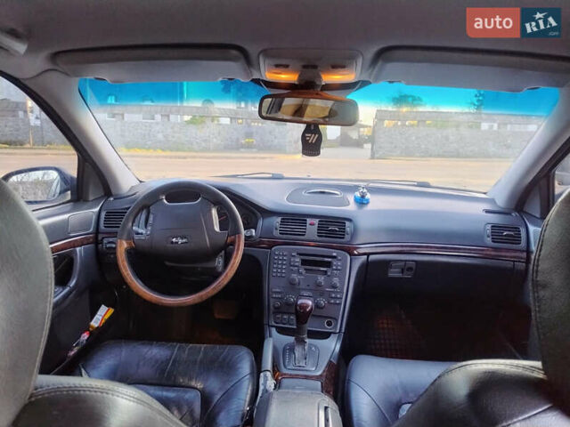 Серый Вольво С80, объемом двигателя 2 л и пробегом 404 тыс. км за 4000 $, фото 9 на Automoto.ua