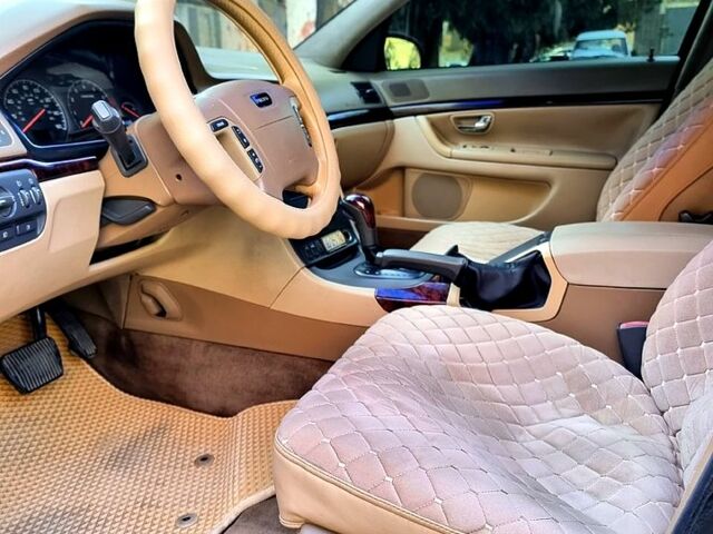 Сірий Вольво S80, об'ємом двигуна 2.8 л та пробігом 260 тис. км за 4555 $, фото 2 на Automoto.ua