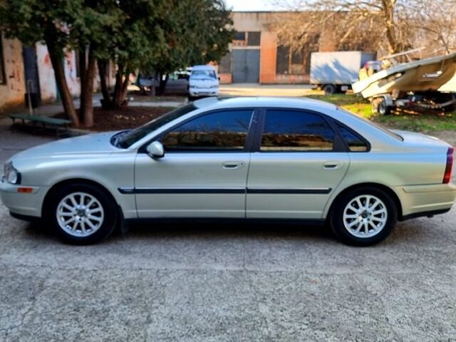 Сірий Вольво S80, об'ємом двигуна 2.8 л та пробігом 260 тис. км за 4555 $, фото 1 на Automoto.ua