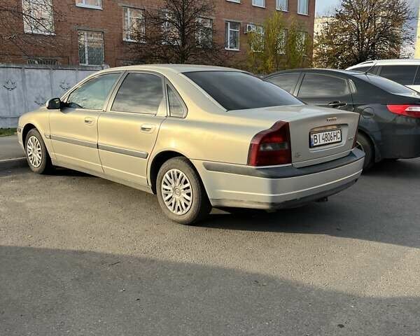 Серый Вольво С80, объемом двигателя 2.5 л и пробегом 444 тыс. км за 4700 $, фото 2 на Automoto.ua