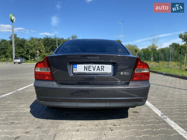 Серый Вольво С80, объемом двигателя 2.44 л и пробегом 303 тыс. км за 4900 $, фото 6 на Automoto.ua