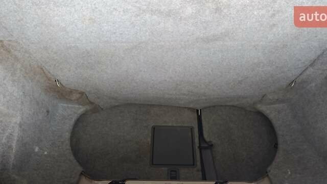 Серый Вольво С80, объемом двигателя 2.92 л и пробегом 406 тыс. км за 5000 $, фото 40 на Automoto.ua