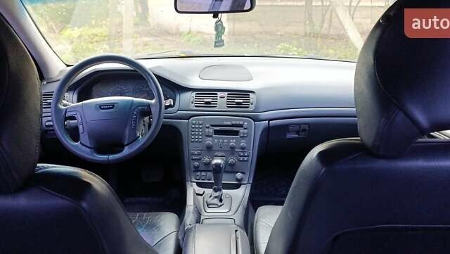 Серый Вольво С80, объемом двигателя 2.92 л и пробегом 406 тыс. км за 5000 $, фото 10 на Automoto.ua