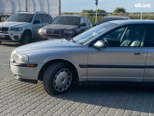 Сірий Вольво S80, об'ємом двигуна 2 л та пробігом 257 тис. км за 3490 $, фото 2 на Automoto.ua