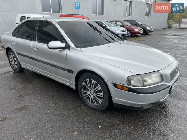 Серый Вольво С80, объемом двигателя 2.46 л и пробегом 368 тыс. км за 2550 $, фото 2 на Automoto.ua