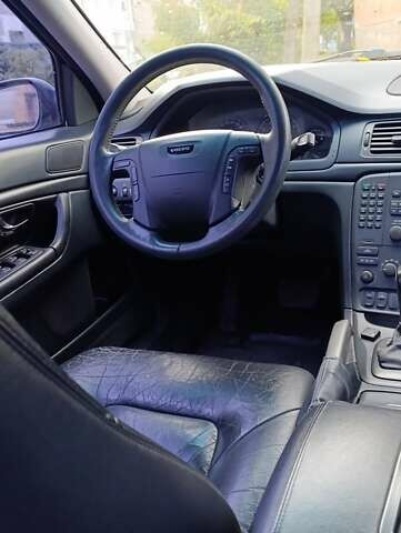 Серый Вольво С80, объемом двигателя 2.92 л и пробегом 406 тыс. км за 5000 $, фото 6 на Automoto.ua