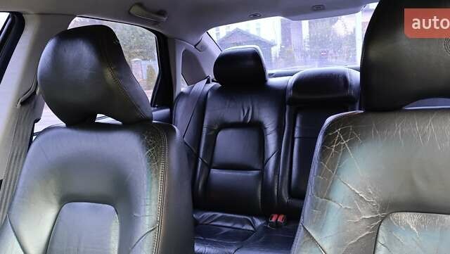 Серый Вольво С80, объемом двигателя 2.92 л и пробегом 406 тыс. км за 5000 $, фото 32 на Automoto.ua