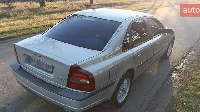 Серый Вольво С80, объемом двигателя 2.92 л и пробегом 406 тыс. км за 5000 $, фото 42 на Automoto.ua