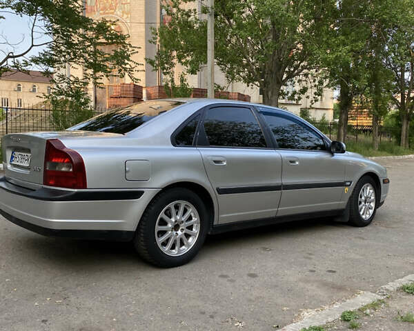 Серый Вольво С80, объемом двигателя 2.44 л и пробегом 390 тыс. км за 4200 $, фото 4 на Automoto.ua