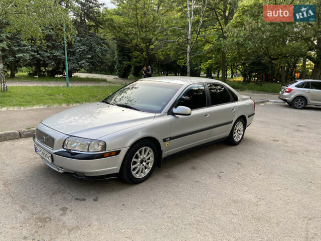 Серый Вольво С80, объемом двигателя 2.44 л и пробегом 390 тыс. км за 4200 $, фото 1 на Automoto.ua