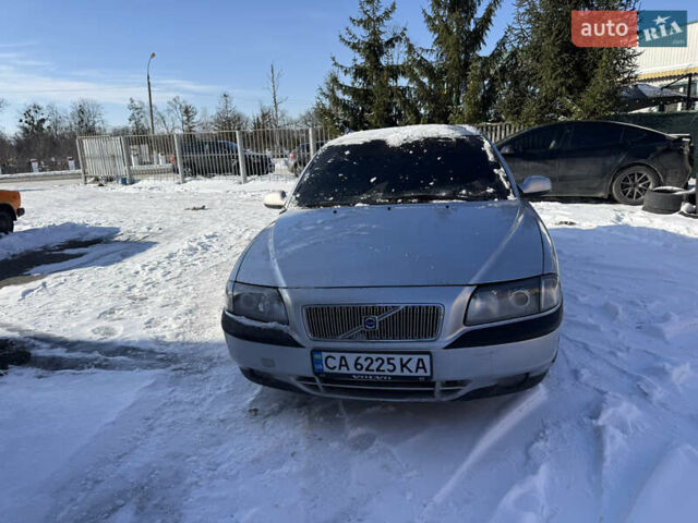 Сірий Вольво S80, об'ємом двигуна 2.46 л та пробігом 353 тис. км за 2550 $, фото 1 на Automoto.ua