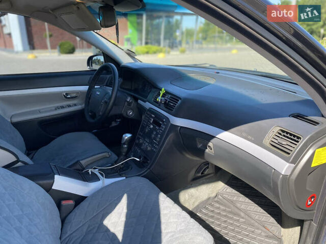 Серый Вольво С80, объемом двигателя 2.44 л и пробегом 303 тыс. км за 4900 $, фото 14 на Automoto.ua