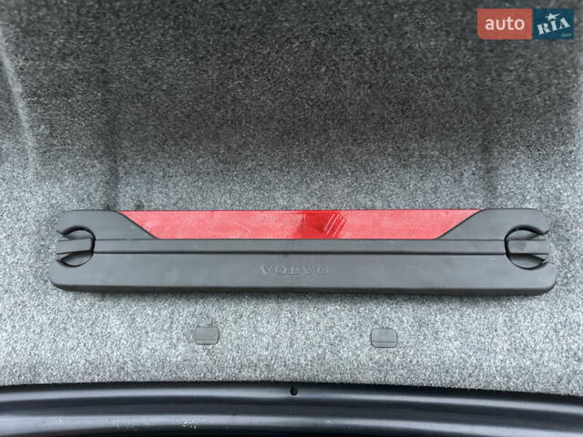 Серый Вольво С80, объемом двигателя 2 л и пробегом 340 тыс. км за 4500 $, фото 20 на Automoto.ua