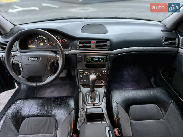 Серый Вольво С80, объемом двигателя 2 л и пробегом 340 тыс. км за 4500 $, фото 37 на Automoto.ua