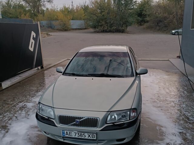 Серый Вольво С80, объемом двигателя 2.9 л и пробегом 350 тыс. км за 4853 $, фото 1 на Automoto.ua