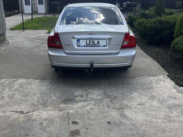 Сірий Вольво S80, об'ємом двигуна 2.5 л та пробігом 3 тис. км за 4500 $, фото 1 на Automoto.ua