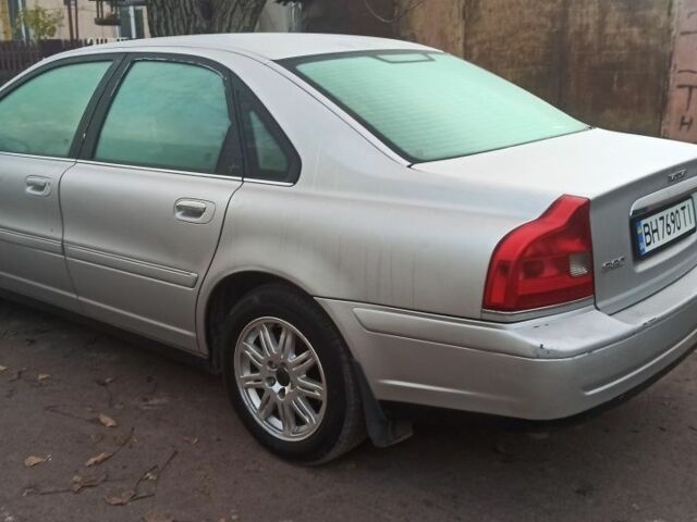 Серый Вольво С80, объемом двигателя 2.4 л и пробегом 200 тыс. км за 5000 $, фото 1 на Automoto.ua