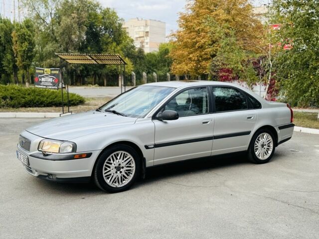 Сірий Вольво S80, об'ємом двигуна 0 л та пробігом 300 тис. км за 2450 $, фото 7 на Automoto.ua