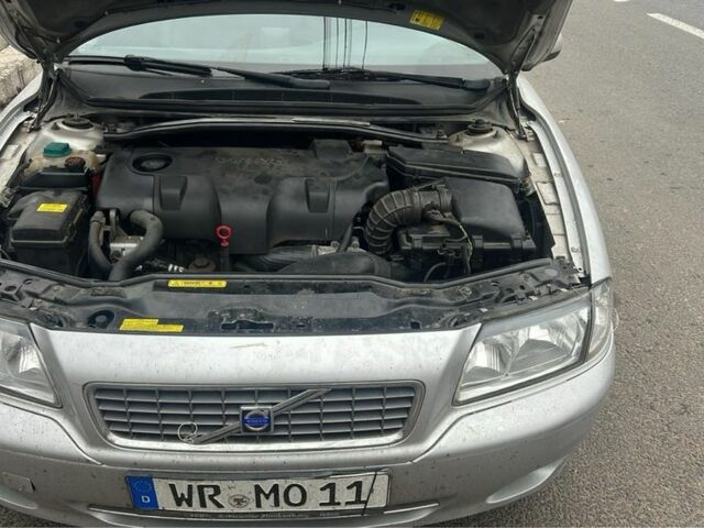 Сірий Вольво S80, об'ємом двигуна 0 л та пробігом 300 тис. км за 1424 $, фото 5 на Automoto.ua