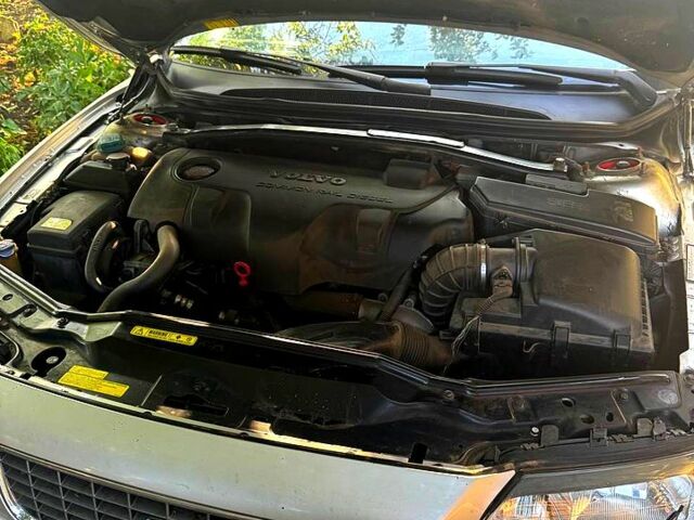 Сірий Вольво S80, об'ємом двигуна 2.4 л та пробігом 36000 тис. км за 4199 $, фото 3 на Automoto.ua