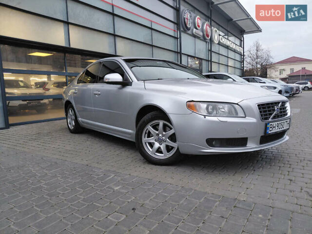 Серый Вольво С80, объемом двигателя 2.5 л и пробегом 178 тыс. км за 8500 $, фото 3 на Automoto.ua