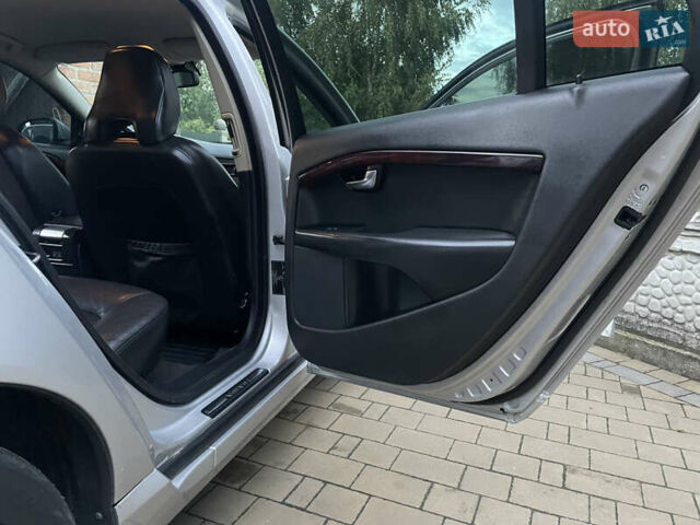 Серый Вольво С80, объемом двигателя 3.2 л и пробегом 230 тыс. км за 9500 $, фото 14 на Automoto.ua