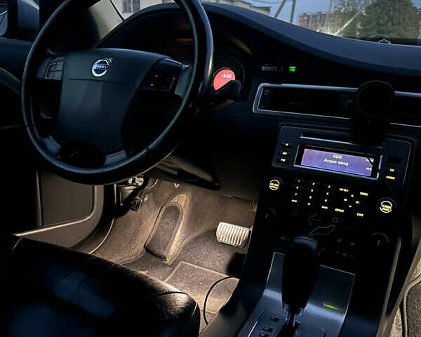 Сірий Вольво S80, об'ємом двигуна 2.52 л та пробігом 256 тис. км за 5900 $, фото 12 на Automoto.ua