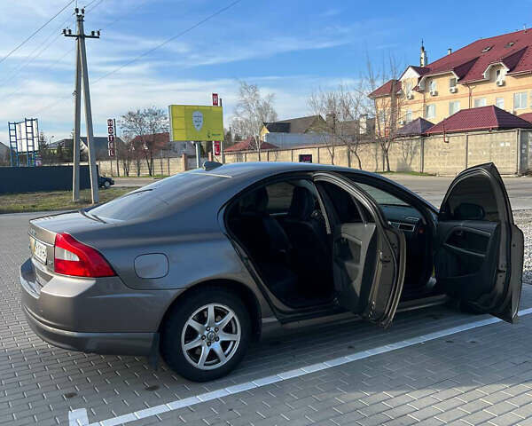 Сірий Вольво S80, об'ємом двигуна 0 л та пробігом 141 тис. км за 11000 $, фото 12 на Automoto.ua