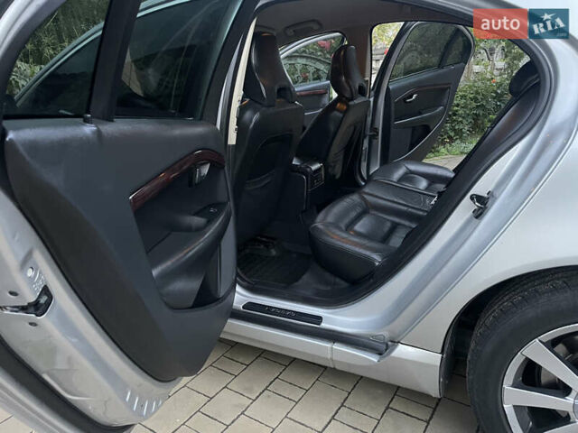 Серый Вольво С80, объемом двигателя 3.2 л и пробегом 230 тыс. км за 9500 $, фото 15 на Automoto.ua